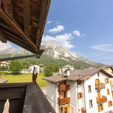 Casa Scoiattolo, Con Balcone Panoramico * San Vito di Cadore